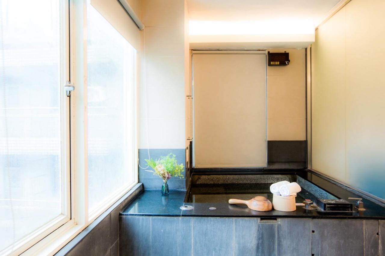 Hoya Hot Spring Inn Wulai Exterior photo